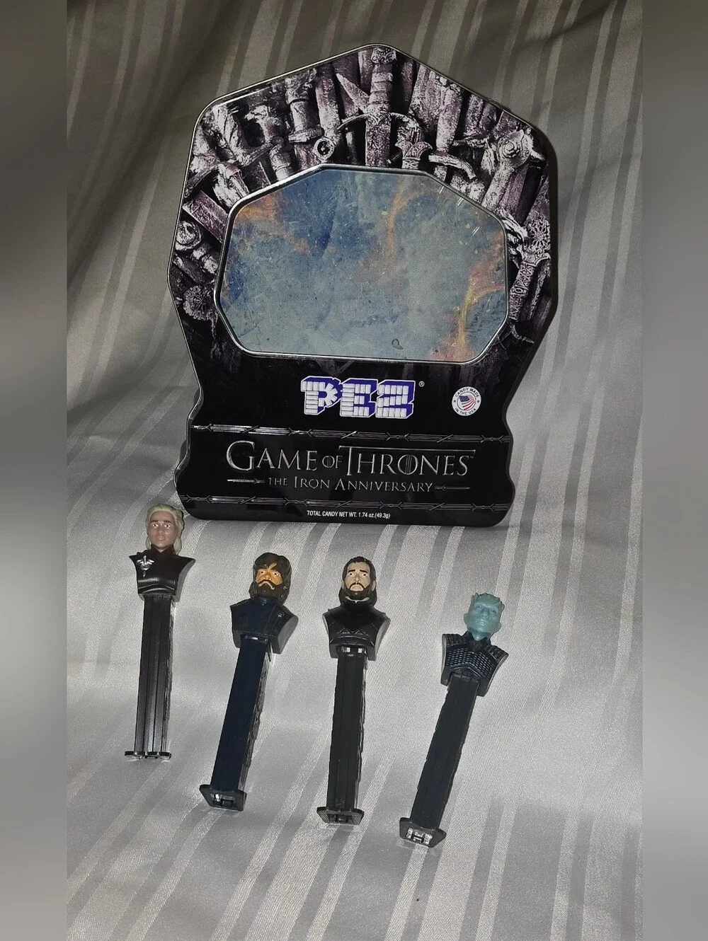 Game of Thrones PEZ Collectible Tin + Four Dispensers No Candy Open Box